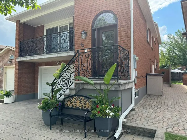 42 Keefer Ct, Vaughan, ON L4J 5X9