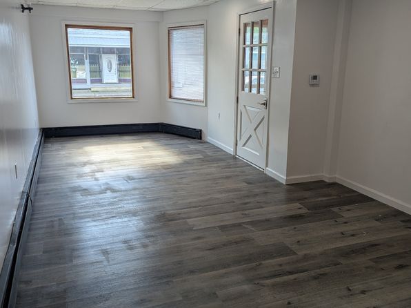 24 S Main St #1