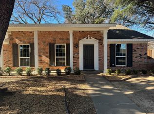 1116 Willowcreek Rd, Cleburne, TX 76033