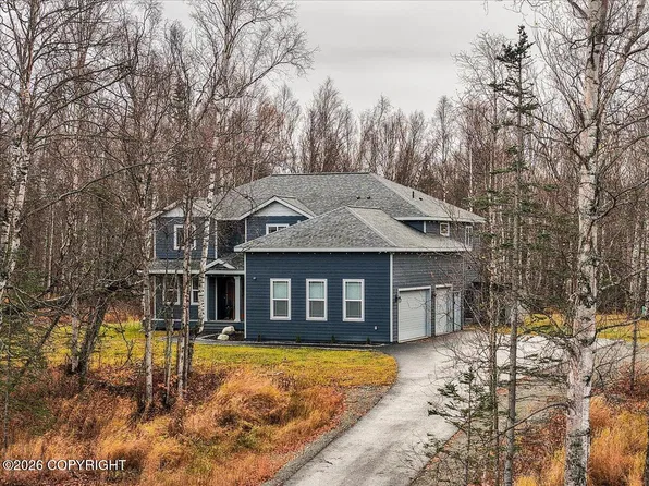 8967 E Wolf Creek Rd, Wasilla, AK 99654