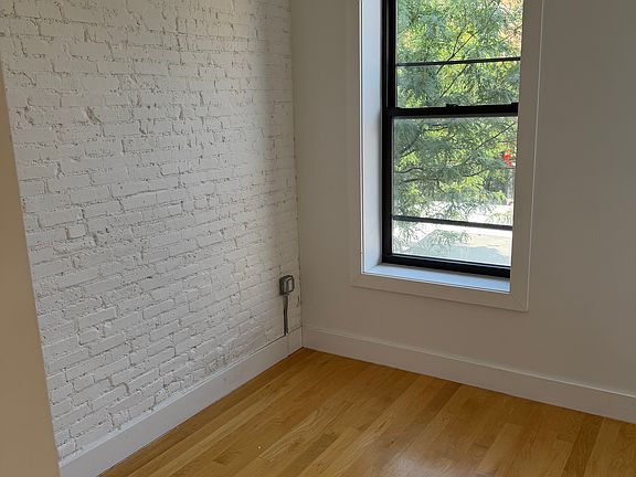 5th image of 5424 5th Ave #1