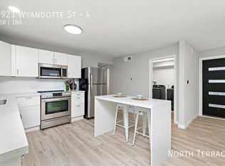 3921 Wyandotte St APT 4, Kansas City, MO 64111