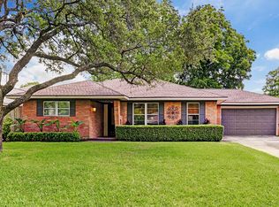 4705 Tonawanda Dr, Houston, TX 77035