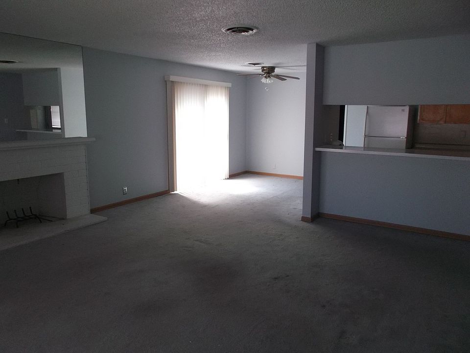 1st image of 1912 Collins Ave