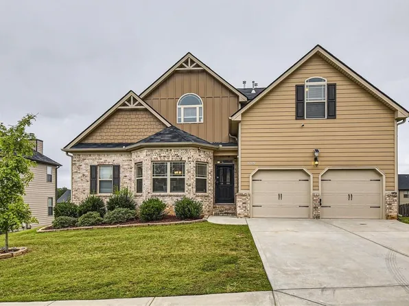 3789 Lake End Dr, Loganville, GA 30052