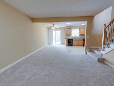 9004 SW Macintosh Dr, Blue Springs, MO, 64064