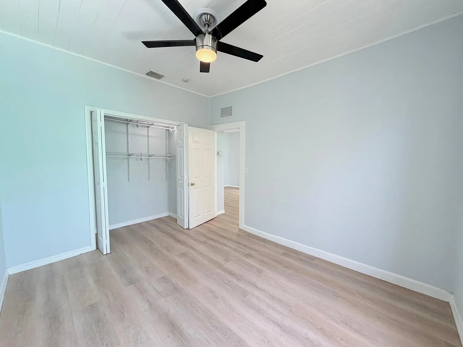 2 bed, 2.0 bath, 1440 sqft, $2,300 — Photo 4