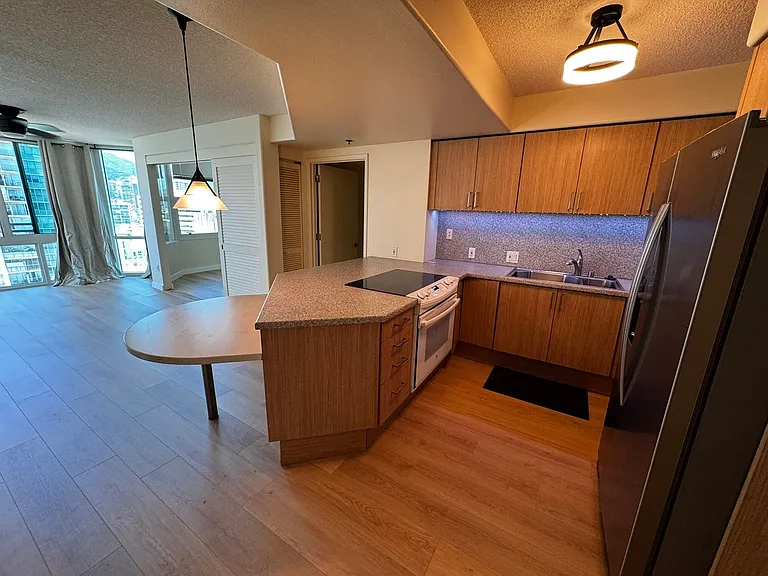 801 S King St #1508 — Photo 6
