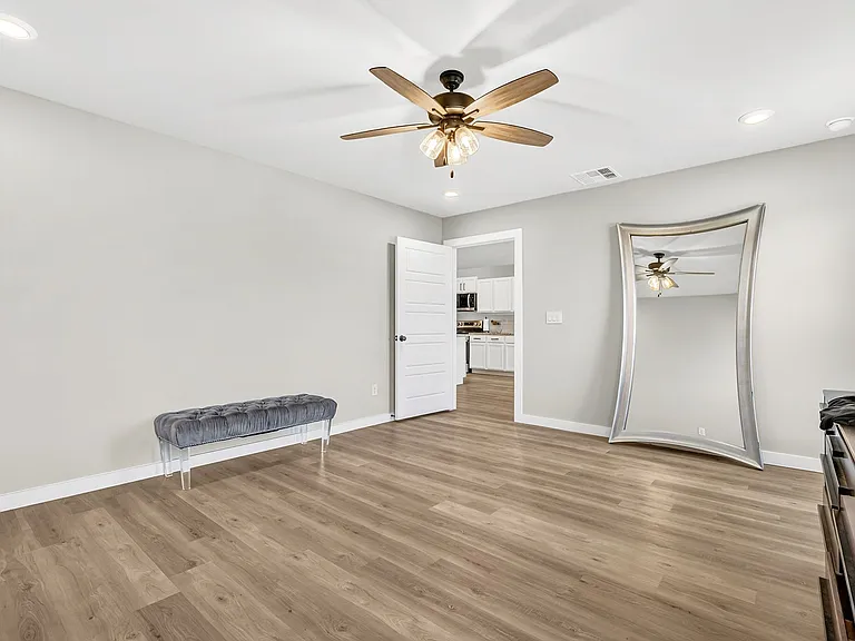 1606 N Dover Ave — Photo 15