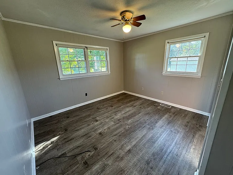 1668 Lower Sharon Rd — Photo 5