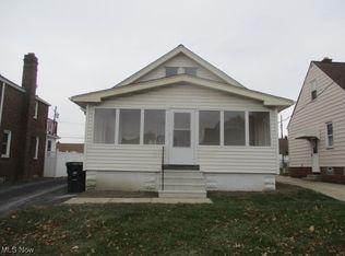 8221 Grand Division Ave, Cleveland, OH 44125