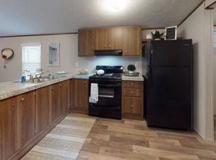 7 Imperial Valley Dr, Springfield, IL 62702