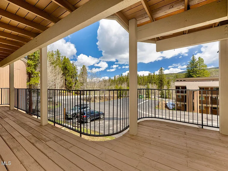 128 Village Dr #4-202-22 — Photo 24
