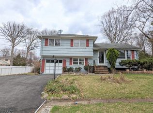 5 Mary St, Dover, NJ 07801