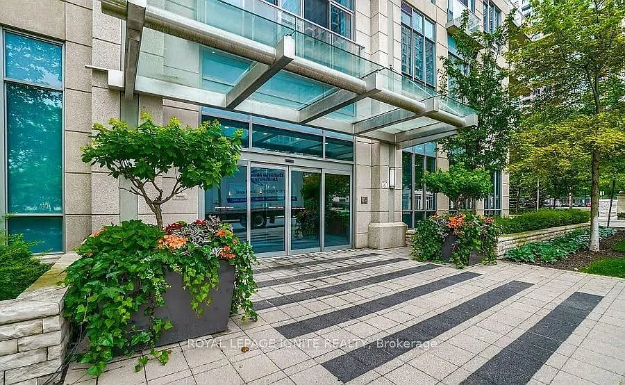 2 bed, $2,900 — Photo 2