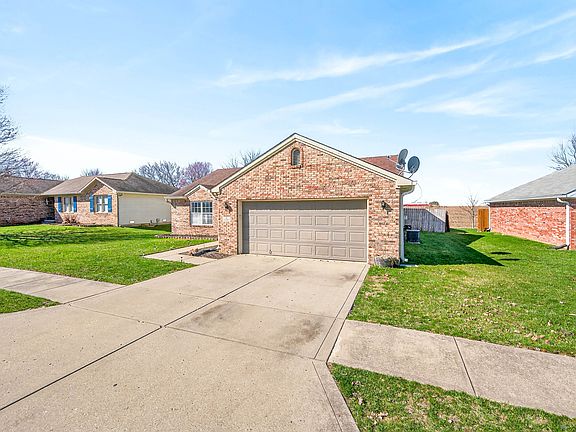 5th image of 34 Clear Spring Ln