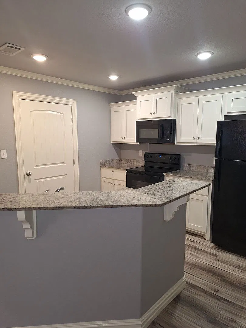 3 bedroom Duplex — Photo 2