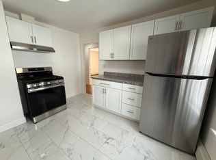 37 Mount Vernon St FLOOR 3, Malden, MA 02148