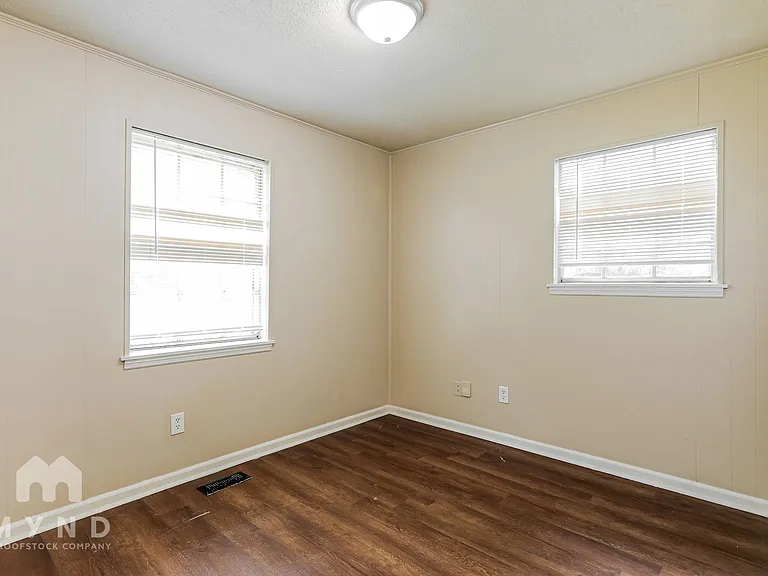 713 Kingman Rd — Photo 15