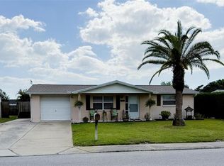 9721 Lake Chrise Ln, Port Richey, FL 34668