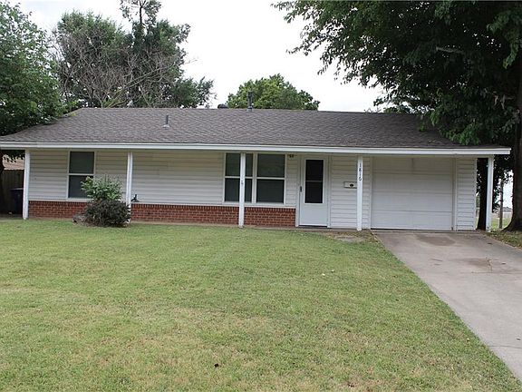 2nd image of 1816 Melrose Dr