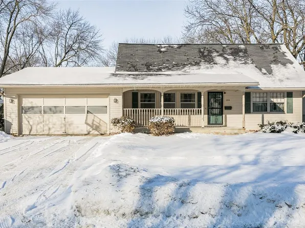 224 31st St NW, Cedar Rapids, IA 52405