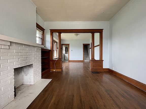 5th image of 4234 Virginia Ave