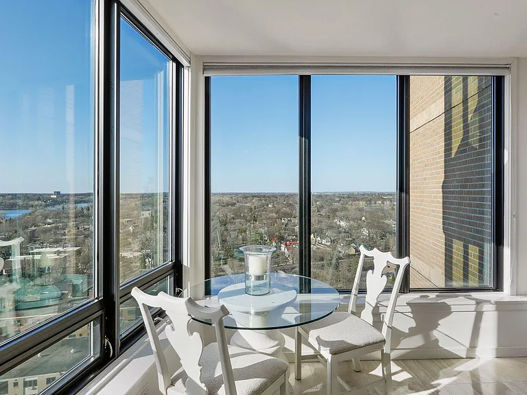 2950 Dean Pkwy #1903-4 — Photo 33