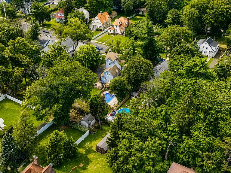 Neighborhood