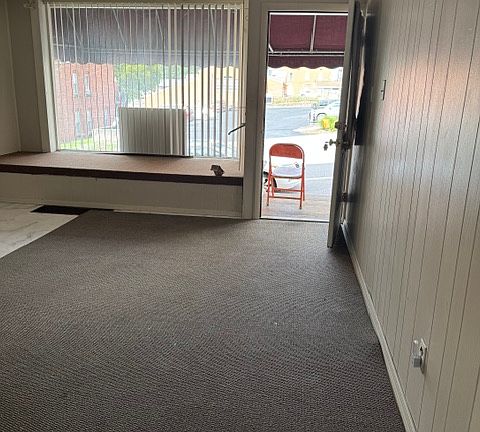 4th image of 70 Pickering St #1