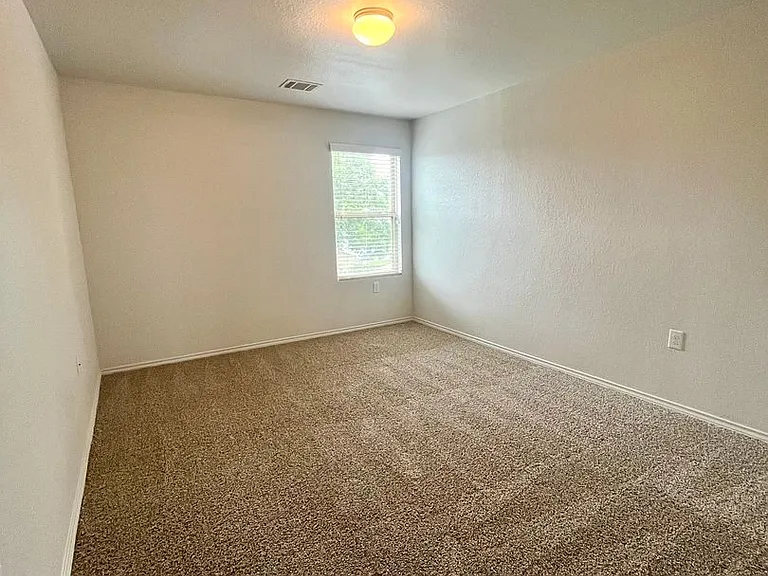 6011 Travis Smt — Photo 27