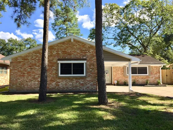 159 White Cedar St, Houston, TX 77015