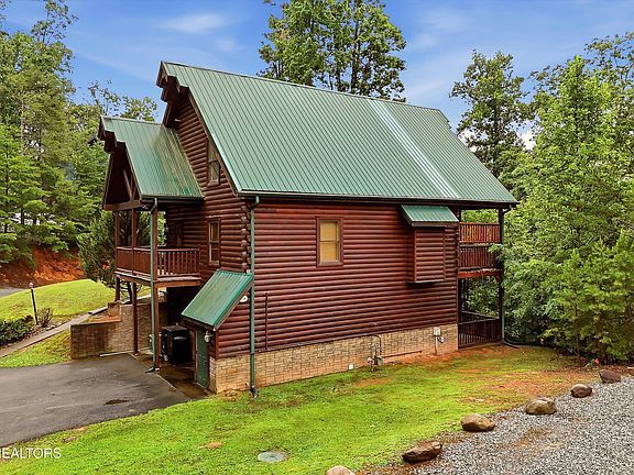 3rd image of 1742 Elk Springs Way