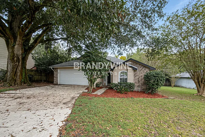 3 bed, 2.0 bath, 1793 sqft, $2,155 — Photo 3
