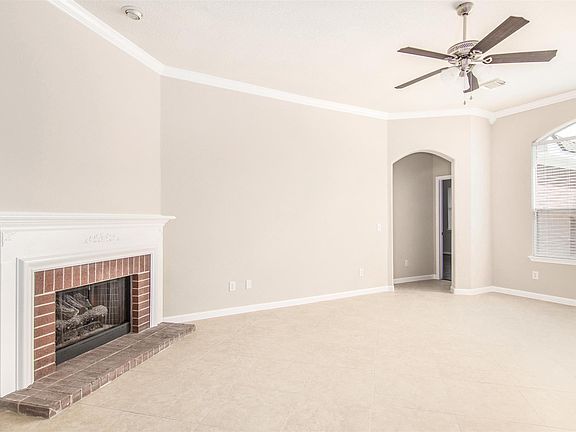 5th image of 20719 Medallion Pointe Dr