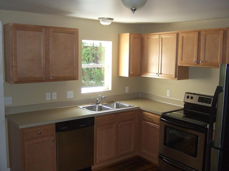 2nd image of 746 Veto St NW