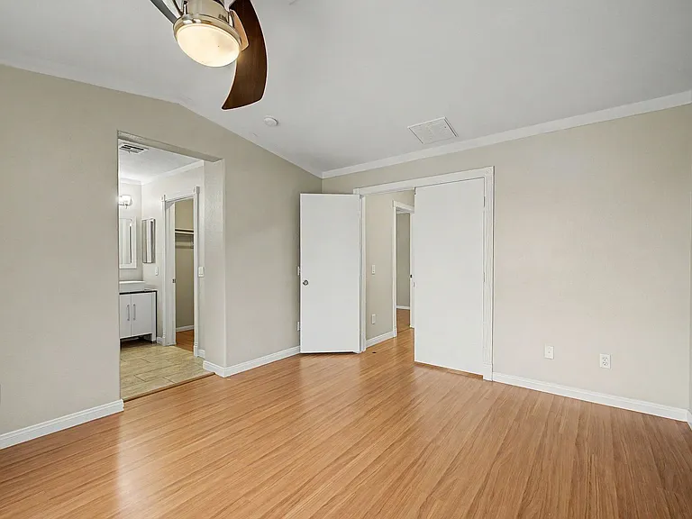7928 Horn Beam Ct — Photo 13