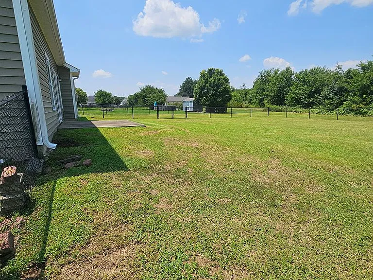 204 Twilight Dr — Photo 18