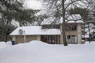 1st image of 8475 Valleywood Ln
