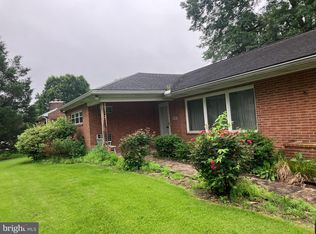 3601 Schoolhouse Ln, Harrisburg, PA 17109