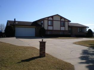 1006 Kristi Ln, Tomah, WI 54660