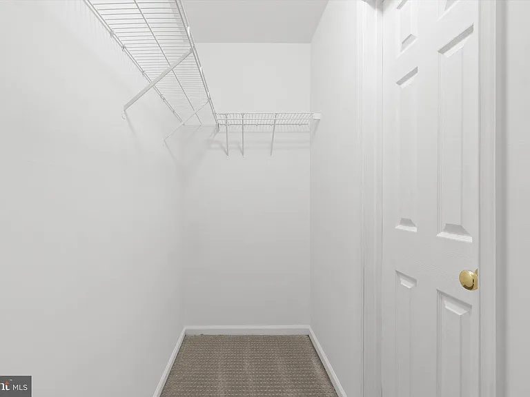 13412 Burrough Farm Dr — Photo 24