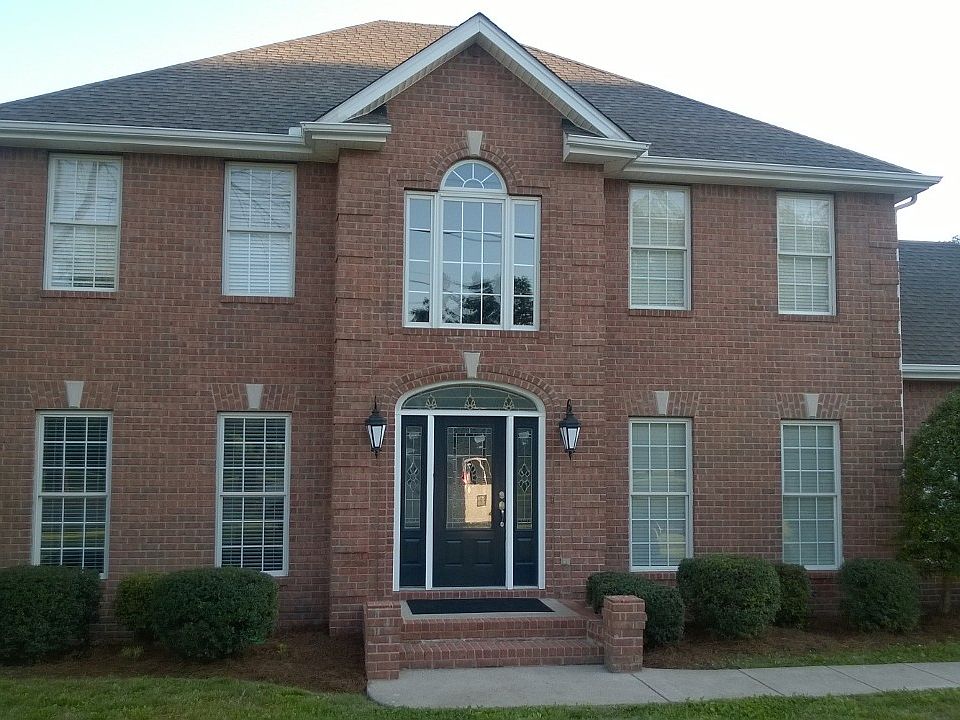 1st image of 1807 Breckenridge Dr