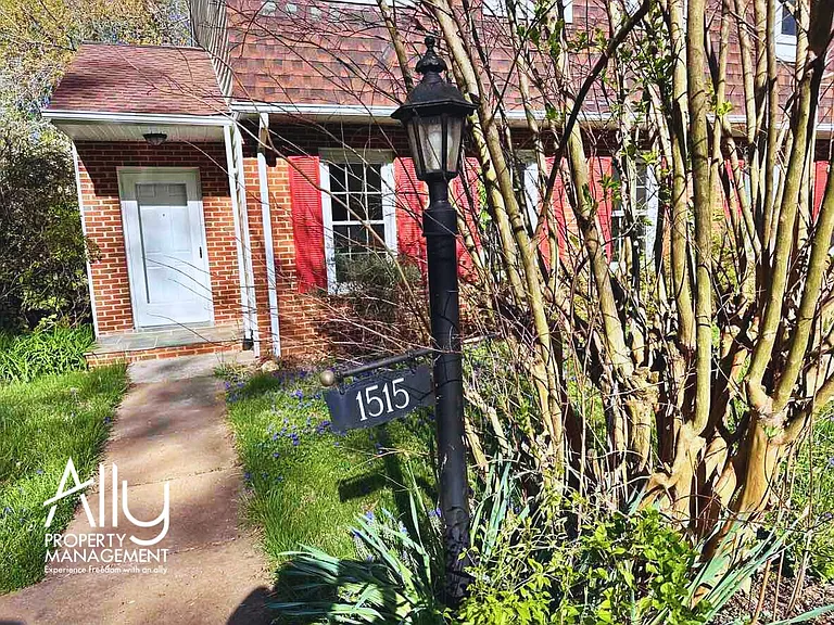 1515 Westfield Ct #1 — Photo 16