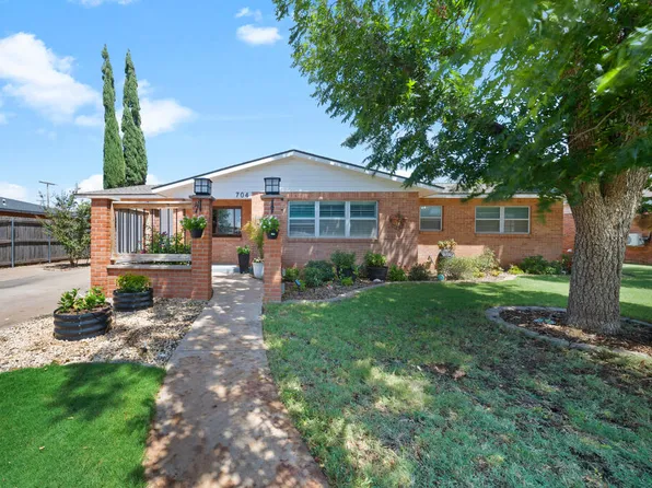 704 Dellwood St, Midland, TX 79703