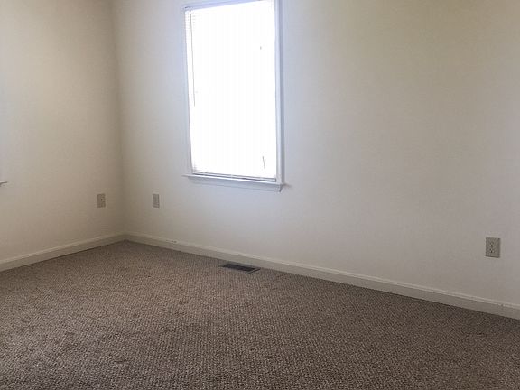 5th image of 177 Farrell Ln
