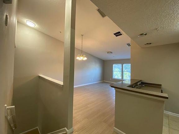 4th image of 7047 Deer Lodge Cir Unit 109