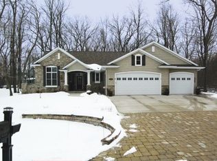 4231 Westview Ln, Oshkosh, WI 54904
