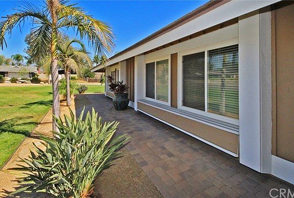 3rd image of 11555 Overland Dr