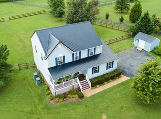 17080 Clydesdale Rd, Amelia Court House, VA 23002